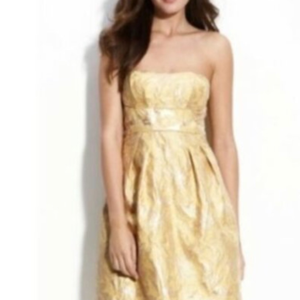BCBG Max Azria Yellow Gold Floral Strapless Summer Pleated Party Dress Size 12